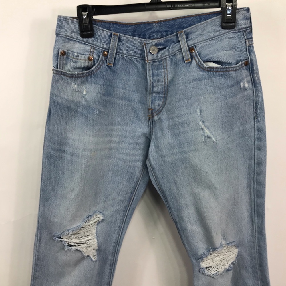 Levi’s 501 CT Light Wash Ripped Boyfriend Jeans 25 - Picture 8 of 8